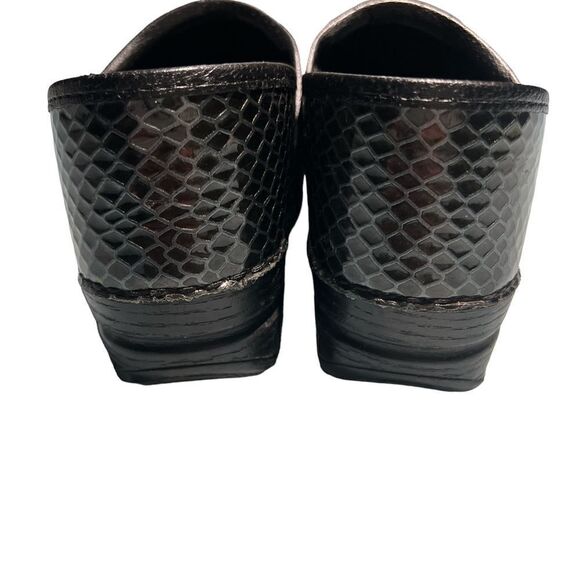 DANSKO Python Snakeskin Pewter Leather Clogs Sz 39/8.5-9 B47 - Picture 3 of 7